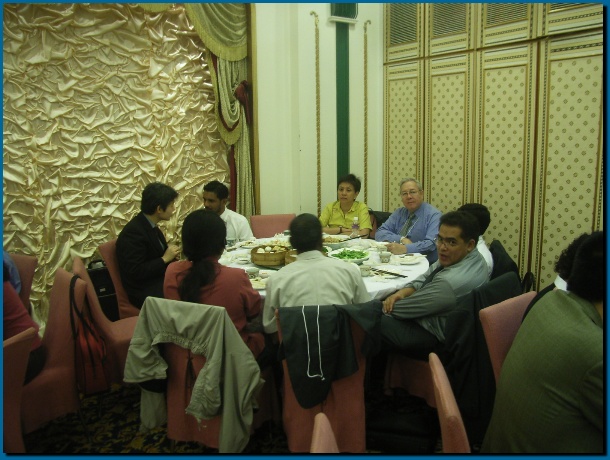 602x451 pixels (125K)